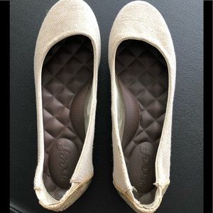 Reef gold/linen flats